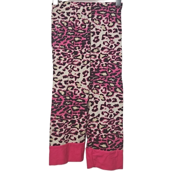 Ecrin Other - Kids/juniors Pink Cheetah Print Capri Pajama Pants